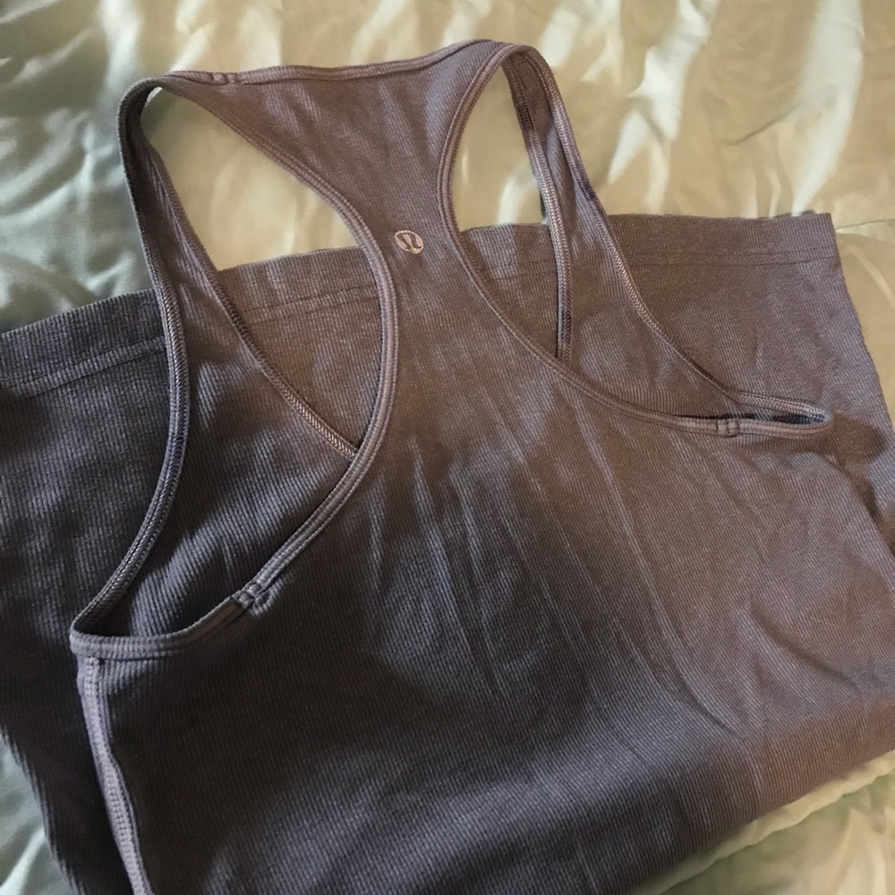 Lululemon tank